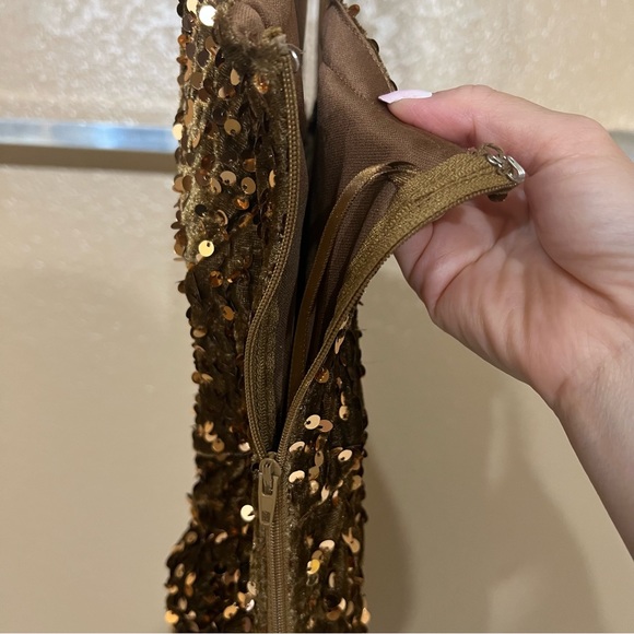 GORGEOUS JLUXLABEL Sequins Dress - Picture 16 of 16